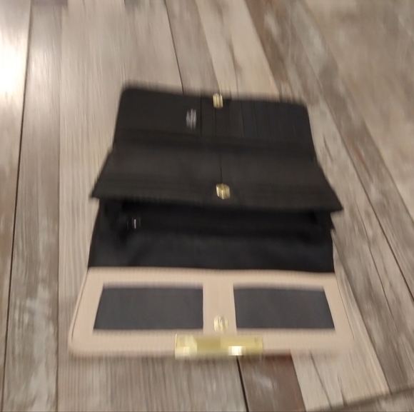 Tahari Tan Floral Foldable Button Snap Wallet - Picture 3 of 6